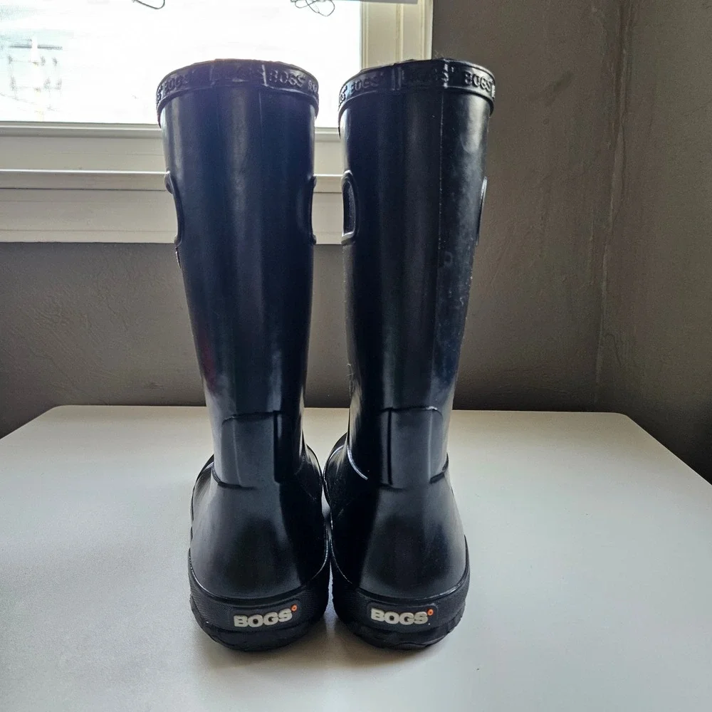 Bogs Kids Rainboot Winter Boots Black Waterproof Rubber Youth Size 4 Handle Snow